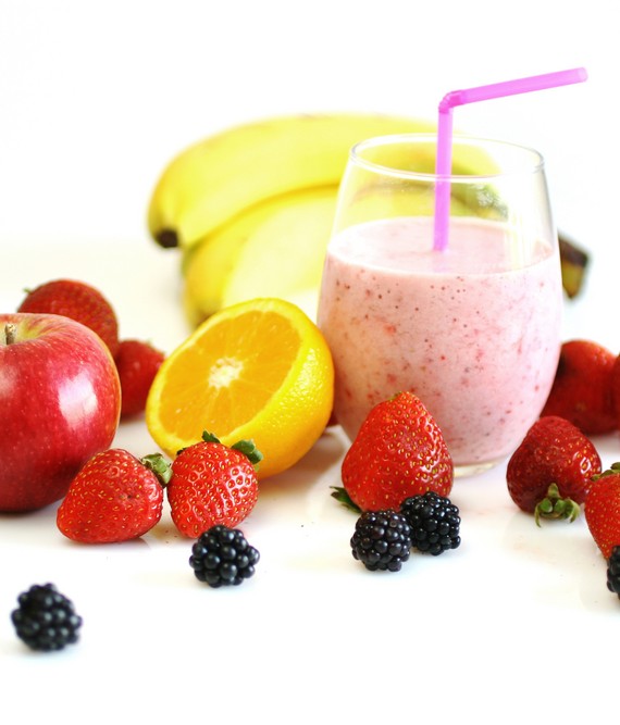 Apple Berry Orange and Banana Smoothie