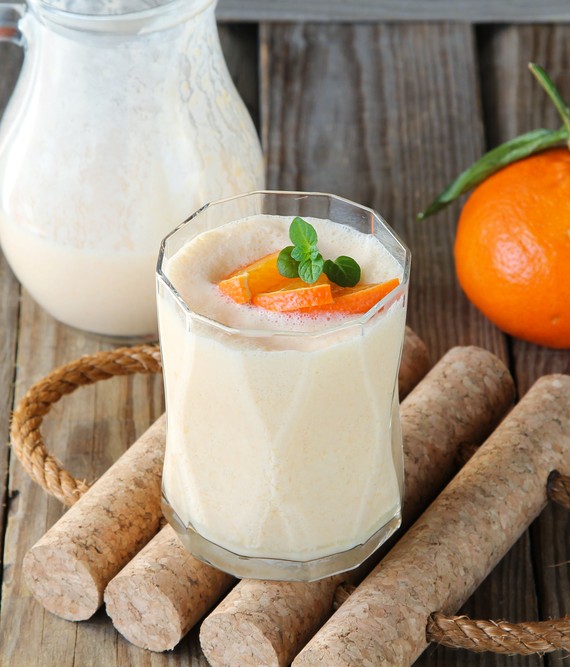 Clementine Banana and Yogurt Smoothie