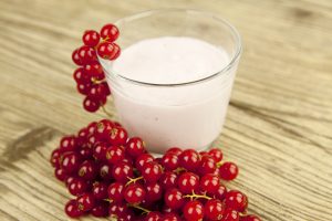 Red Currant Soya and Pear Smoothie Recipe