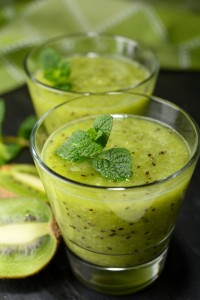 Kiwi Fruit Lemon Lettuce and Tea Smoothie Recipe